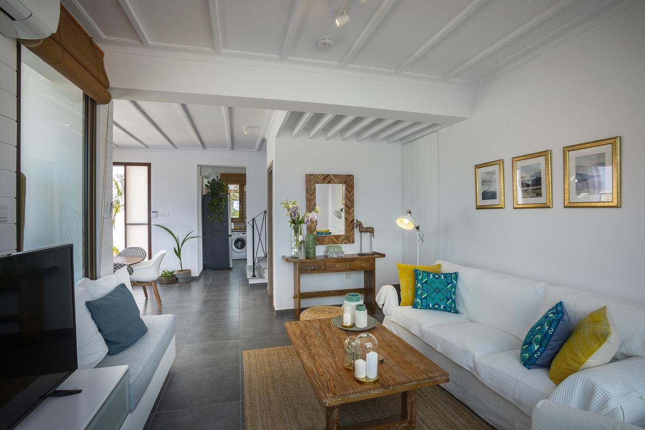 Chris Le Mare Luxury Villa 普罗塔拉斯 外观 照片