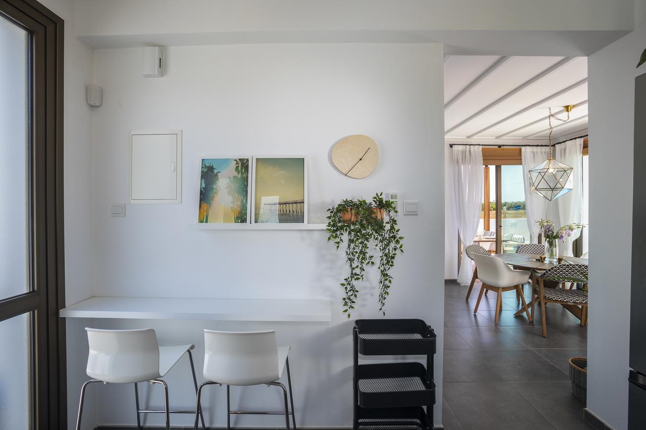 Chris Le Mare Luxury Villa 普罗塔拉斯 外观 照片